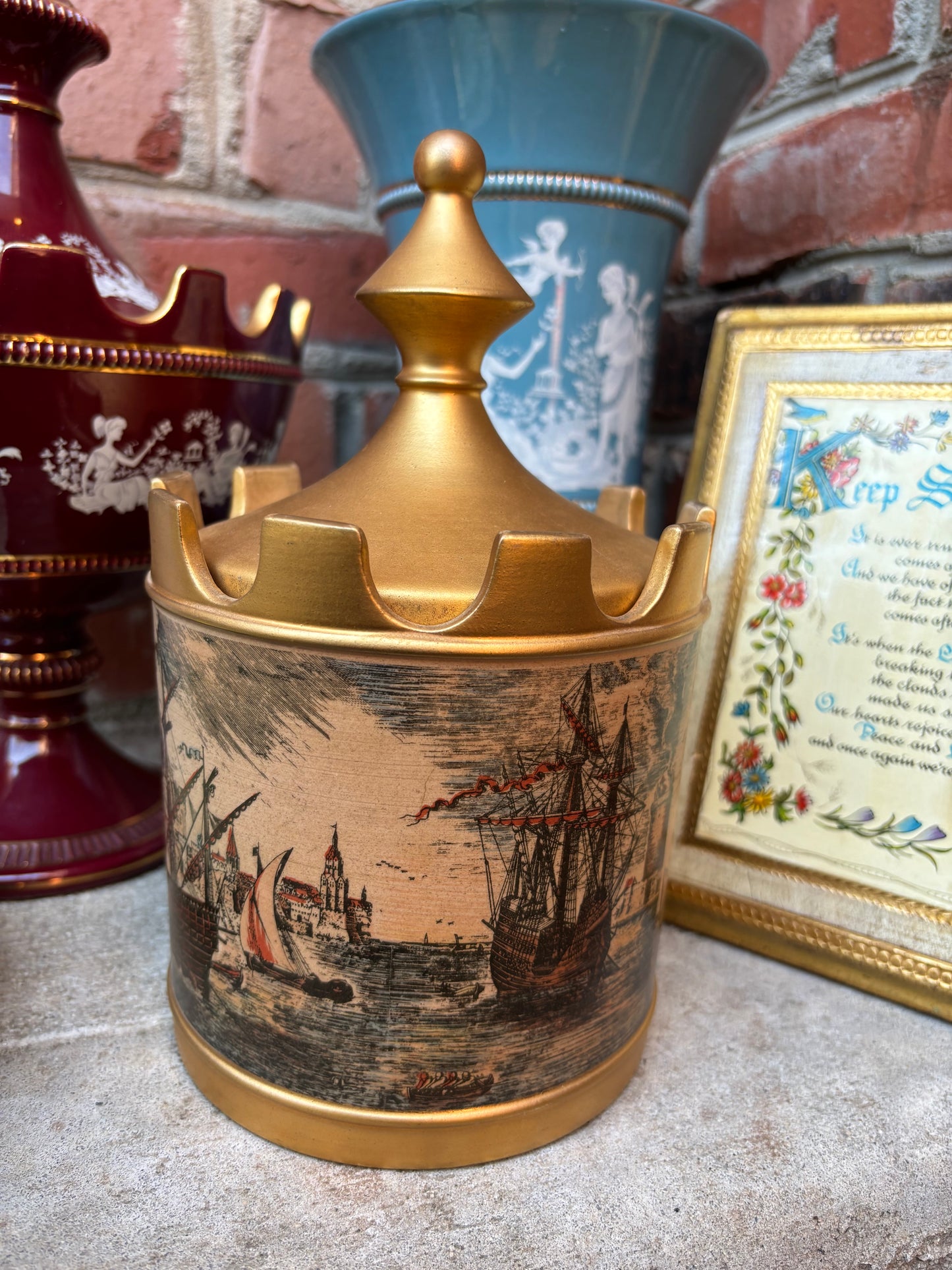 Lovely Italian Florentine lidded ship canister!