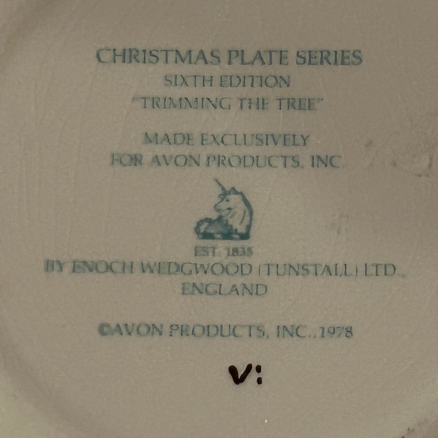 Vintage Endcot Wedgwood stamped Christmas plate circa 1973 in box