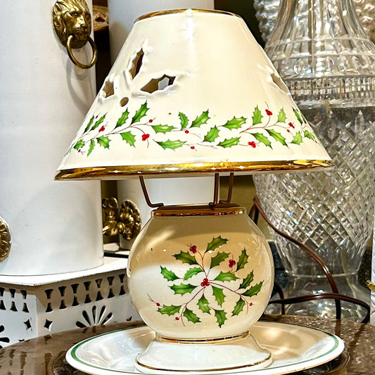 Vintage designer Lenox holiday mistletoe candle lamp.