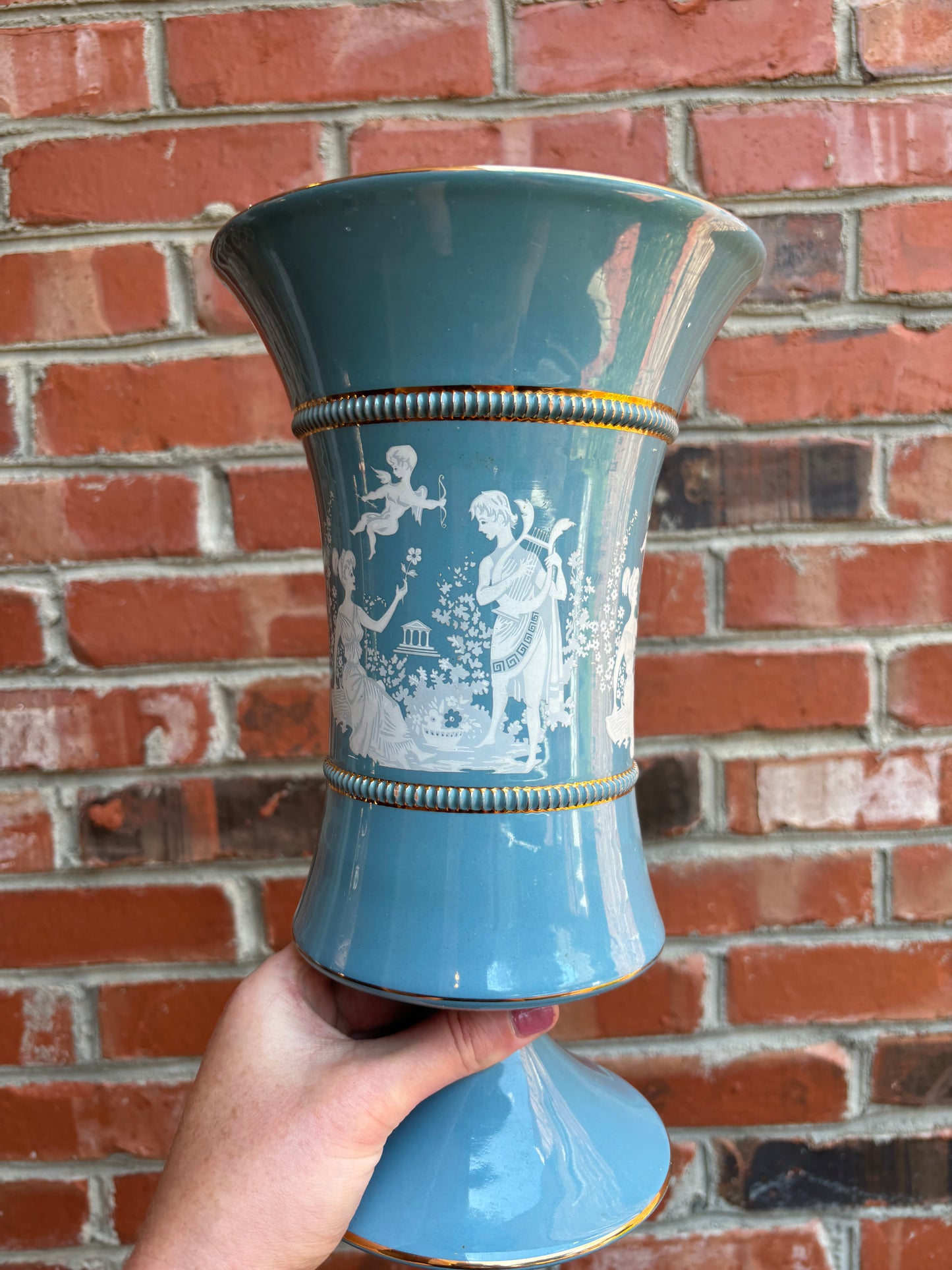 Beautiful blue and gold Italian Florentine vase!