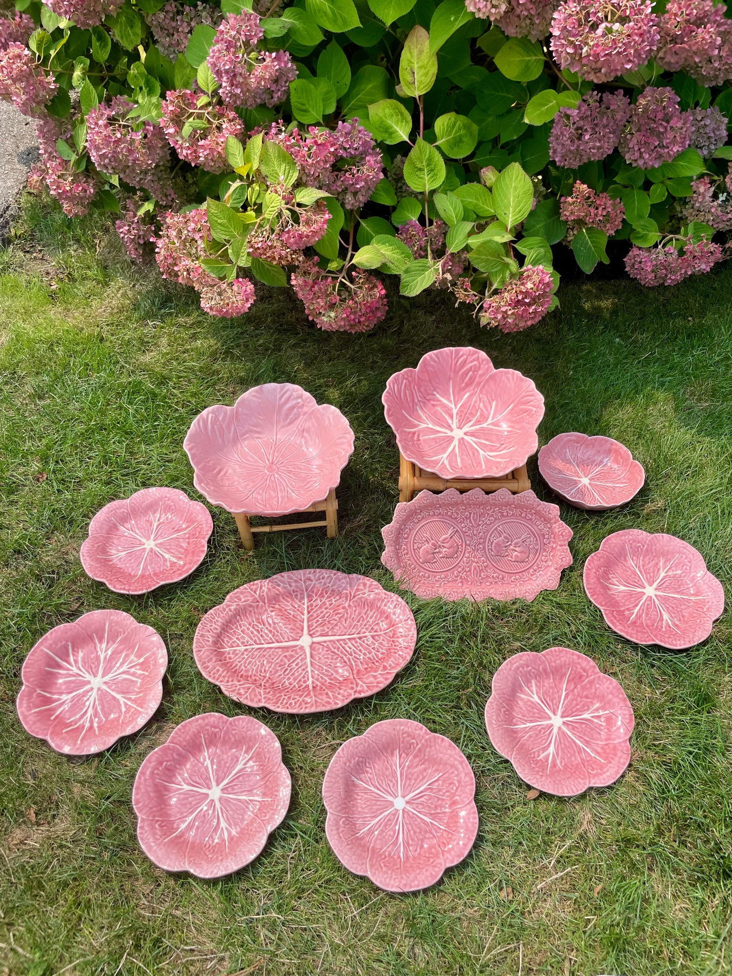 Vintage Hard to Find Bordallo Pinhiero XL Pink Cabbage 11.5” Serving Bowl