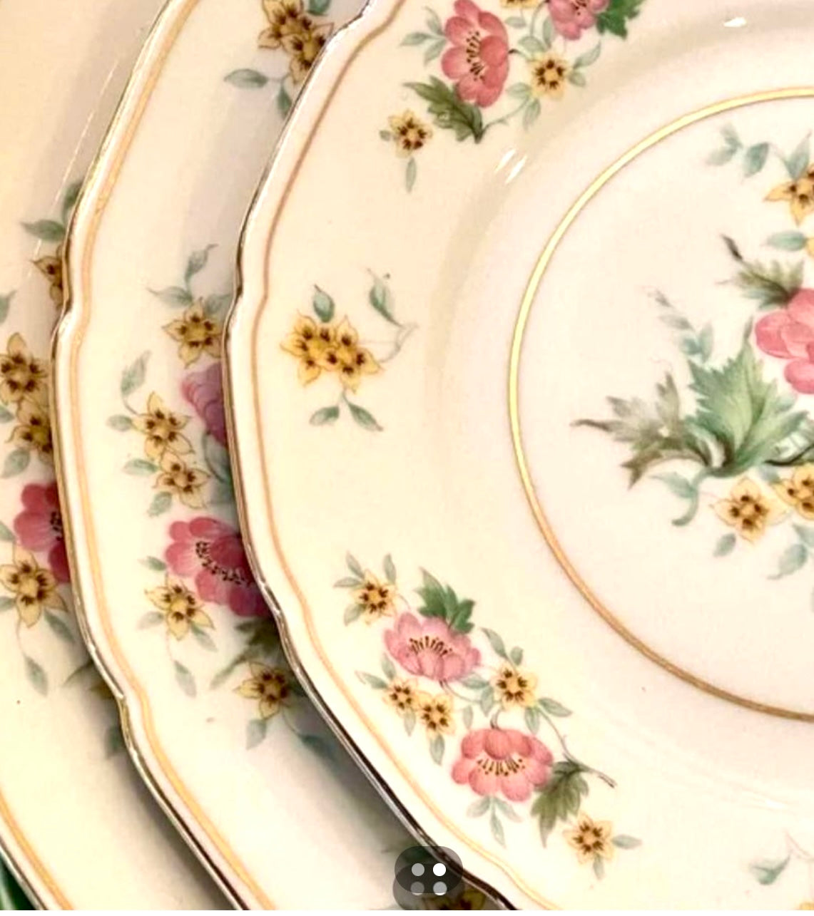 beautiful set of vintage designer China set service for the eight