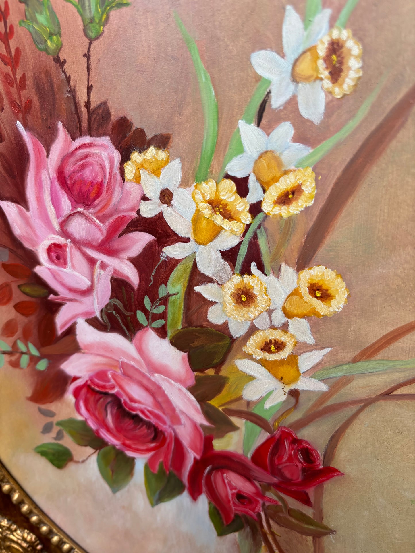 Beautiful floral painting with gilded frame!