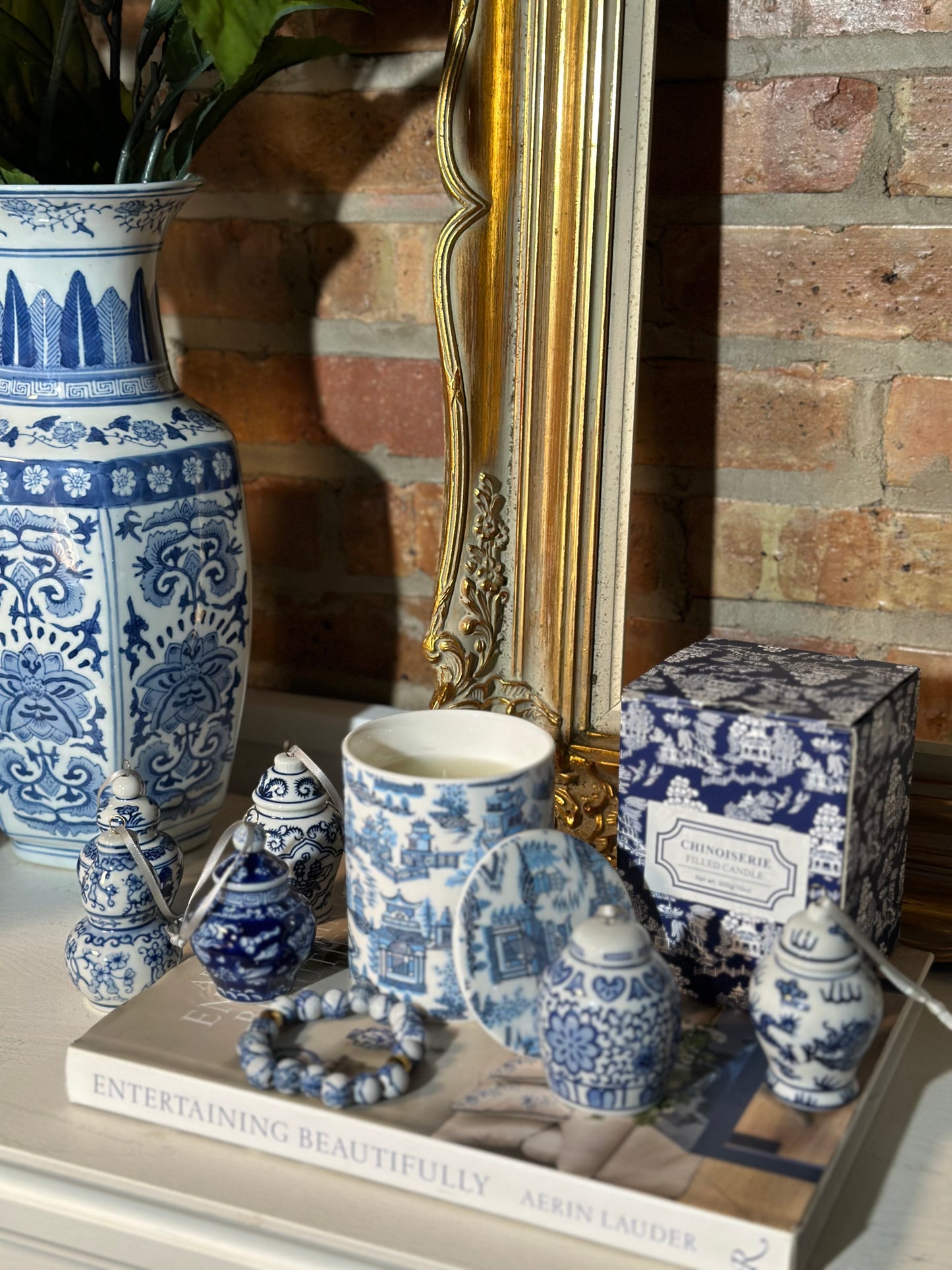 Blue & White Chinoiserie 3-Piece Gift Set: Candle, Bracelet, Ginger Jar Pack