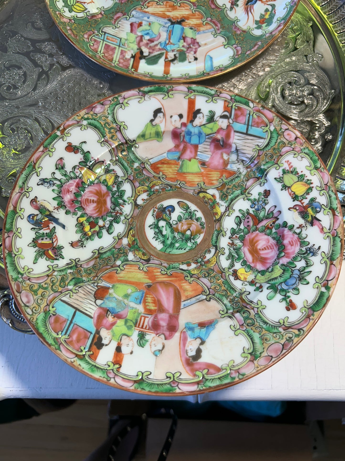 Antique Rose Medallion Plate 8 1/2”