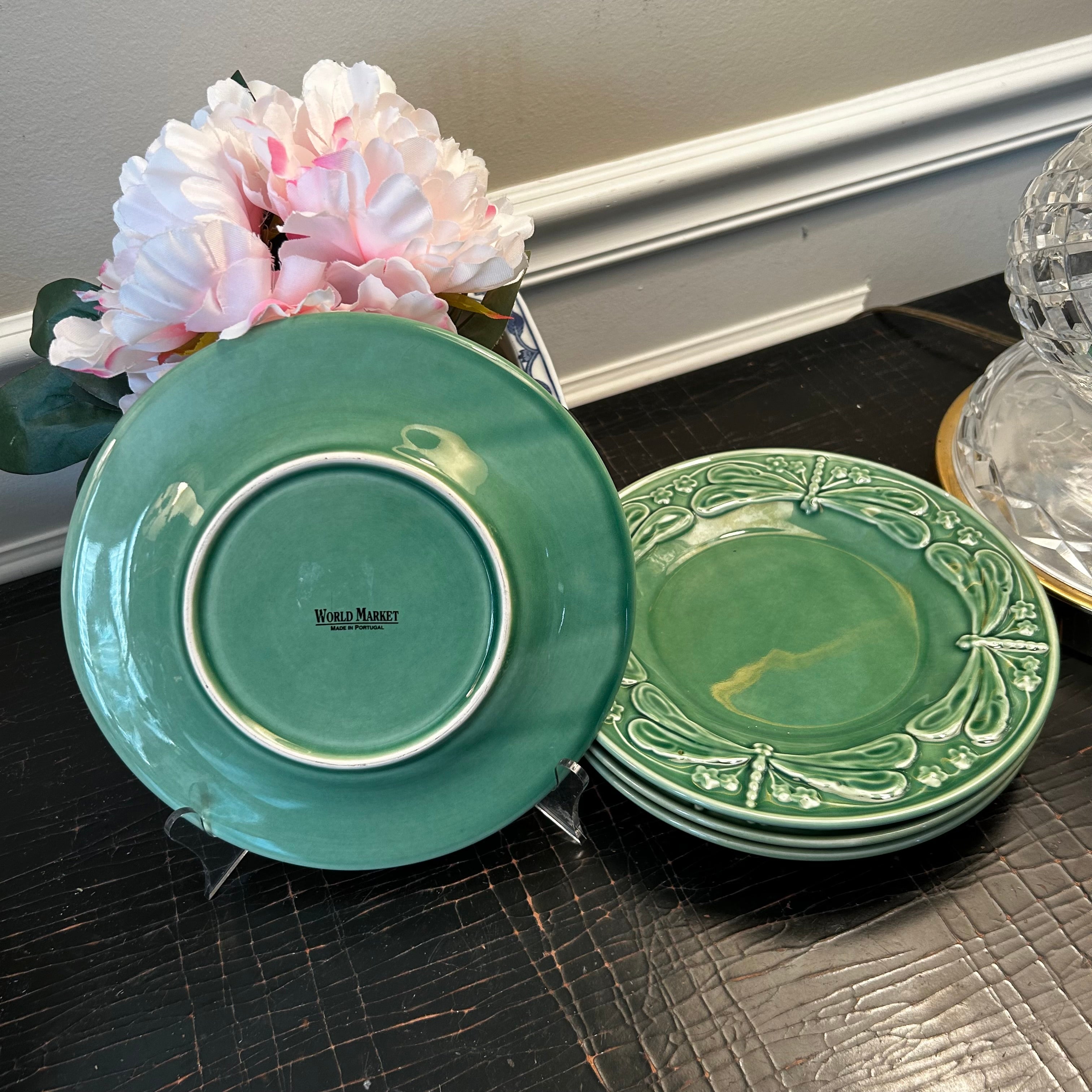 Beautiful Set of 4 dragonfly Cabbage ware Green Plates made in Portugal