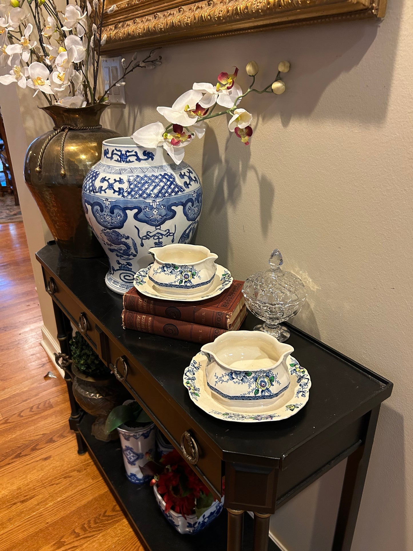 Antique blue & white floral chinoiserie gravy boat by Alfred Meakin Staffordshire England