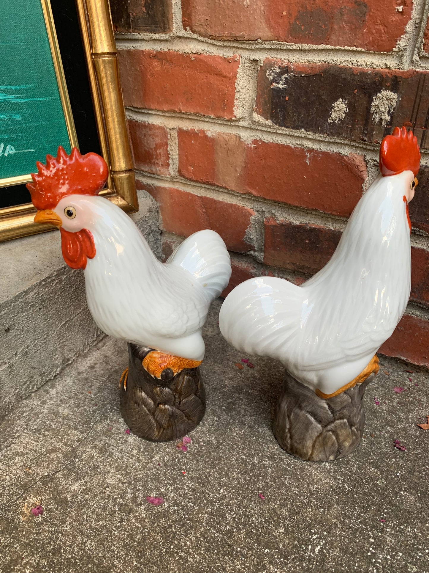 Rare and beautiful pair of Chinese export roosters!