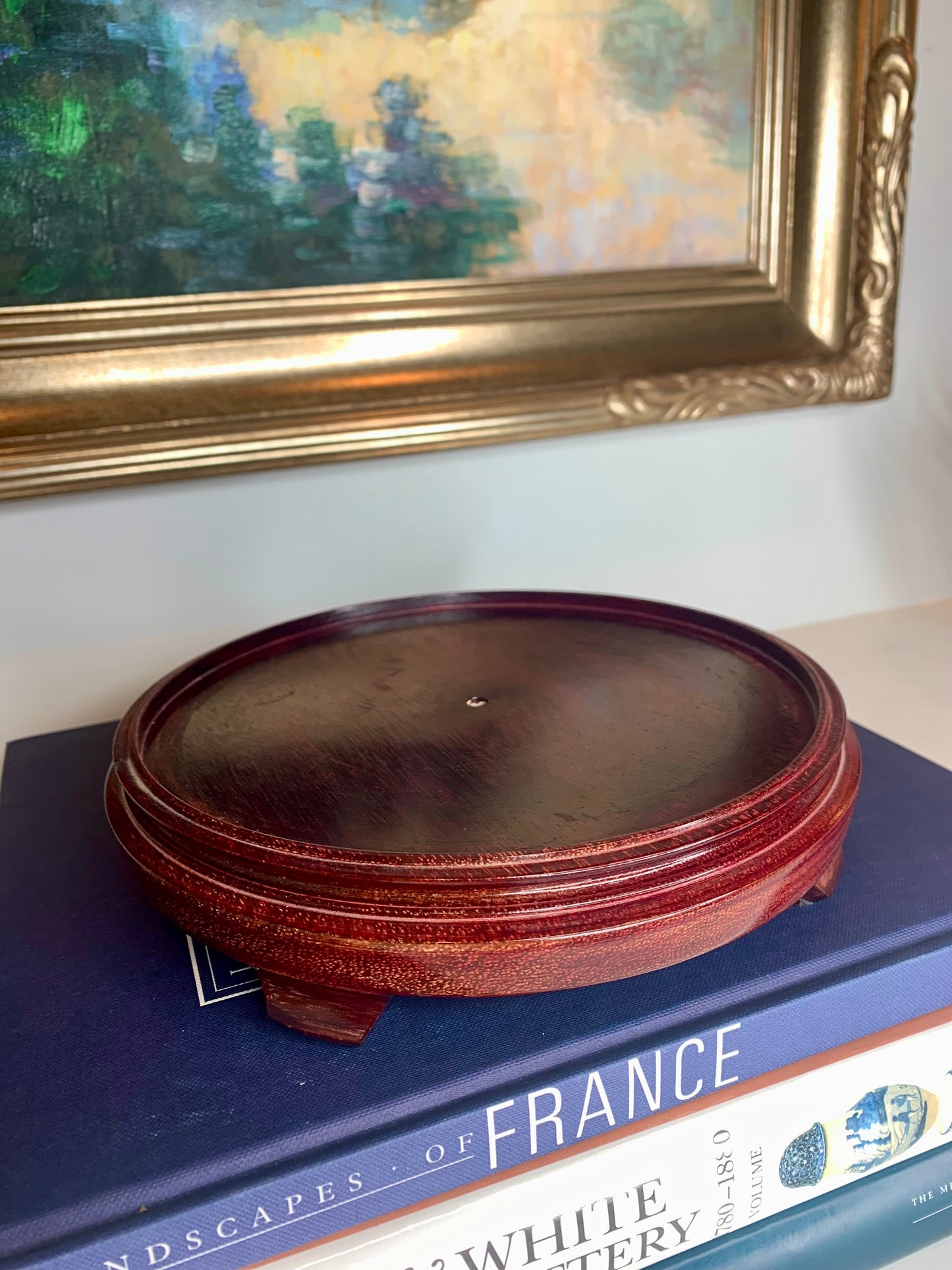 Vivid Chinese Porcelain Covered jar with stand