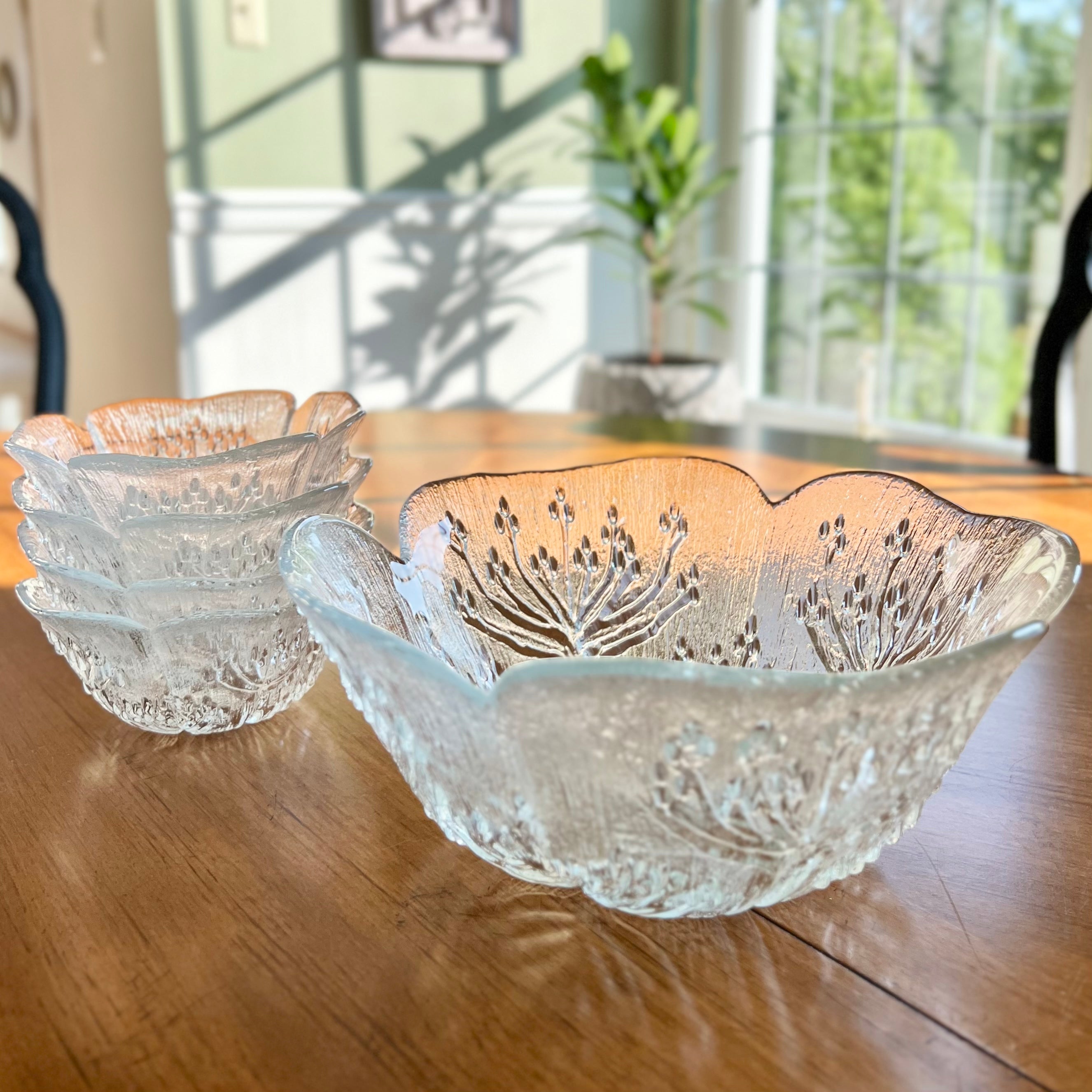 Vintage glass bowls set selling of 4