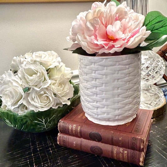 Stunning stamped vintage basket weave planter by designer Lefton.