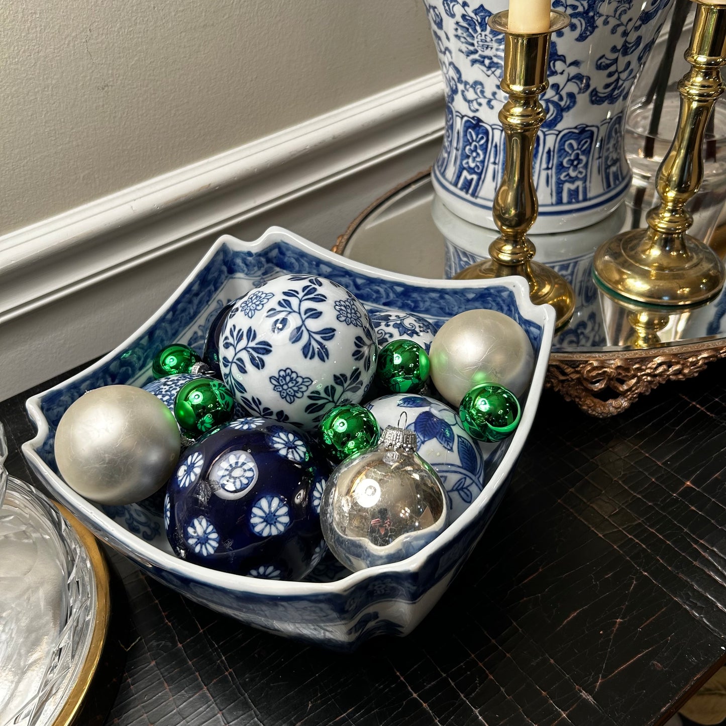 Fabulous vintage blue & white octagon planter centerpiece bowl 11d