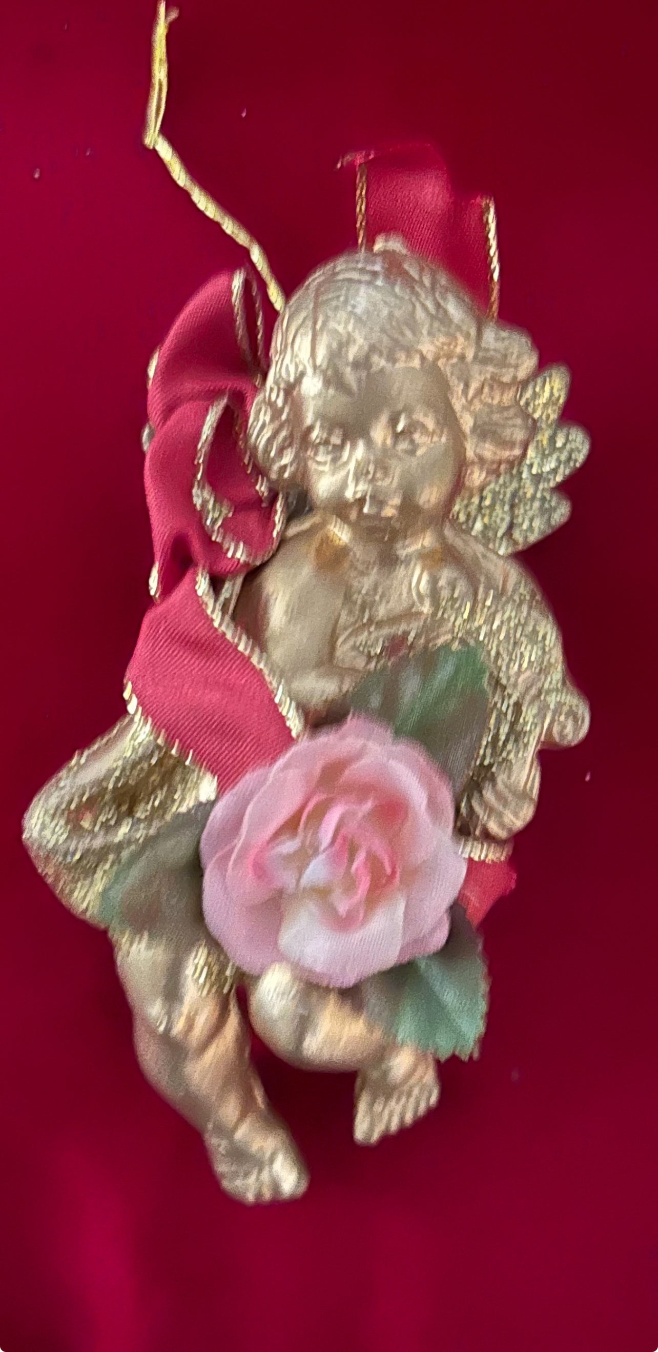 Delightful gold cherub & rose holiday Christmas ornaments, 4 Tall