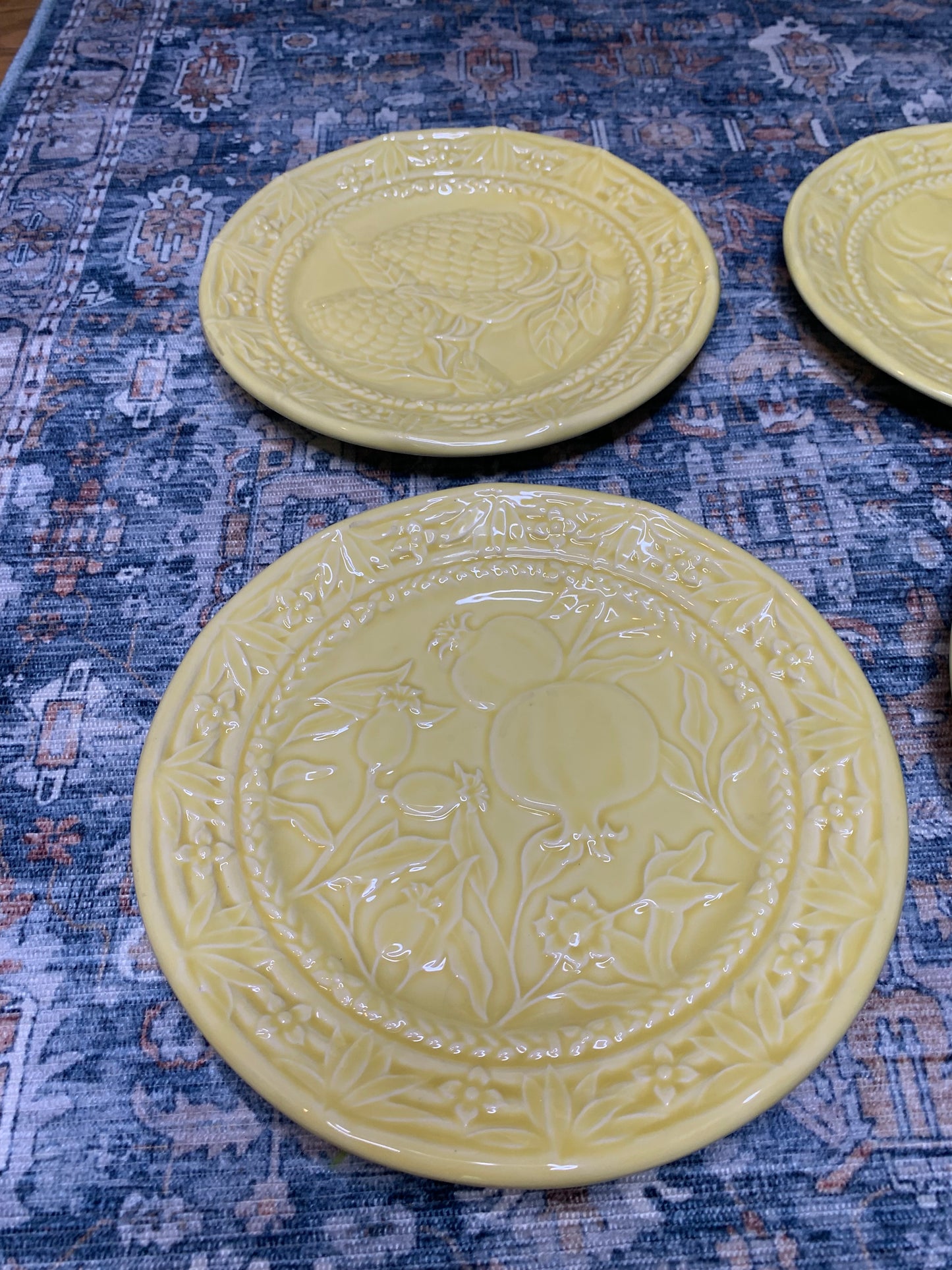 Bordallo Pinheiro set of 4 yellow salad plates!