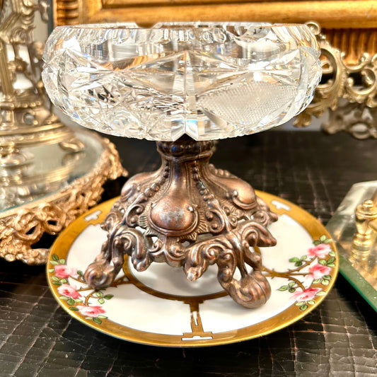 Beautiful bronze and crystal footed older ashtray delightful dish