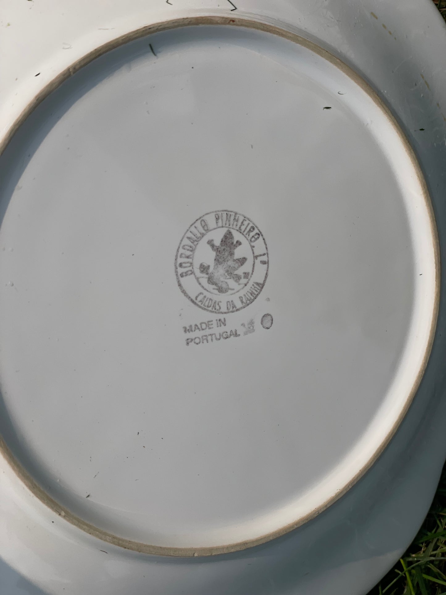 Live Sale 10/4 Reserved for Susan: Vintage Set of 3 Bordallo Pinhiero White Cabbage 9.25” Plates