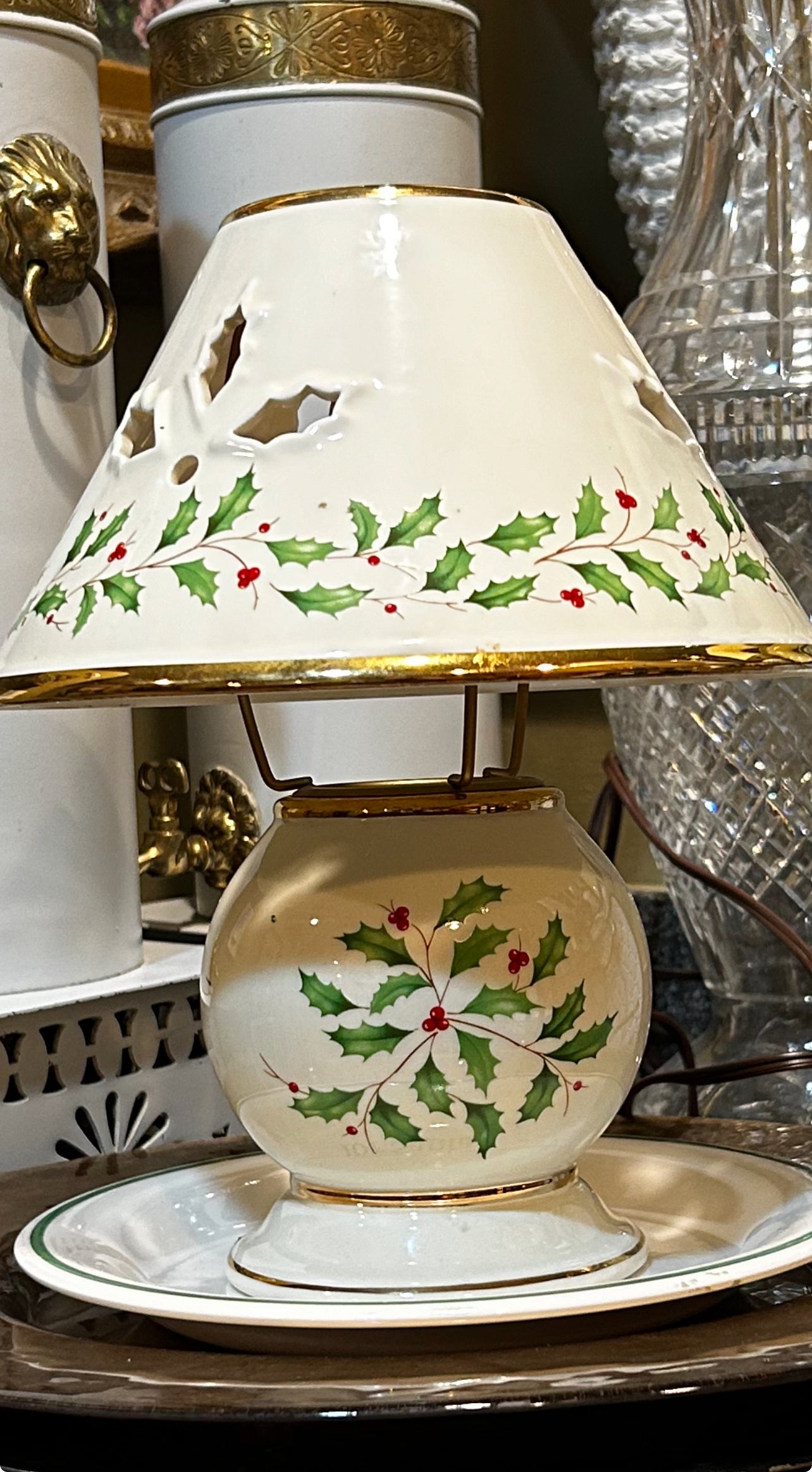 Vintage designer Lenox holiday mistletoe candle lamp.