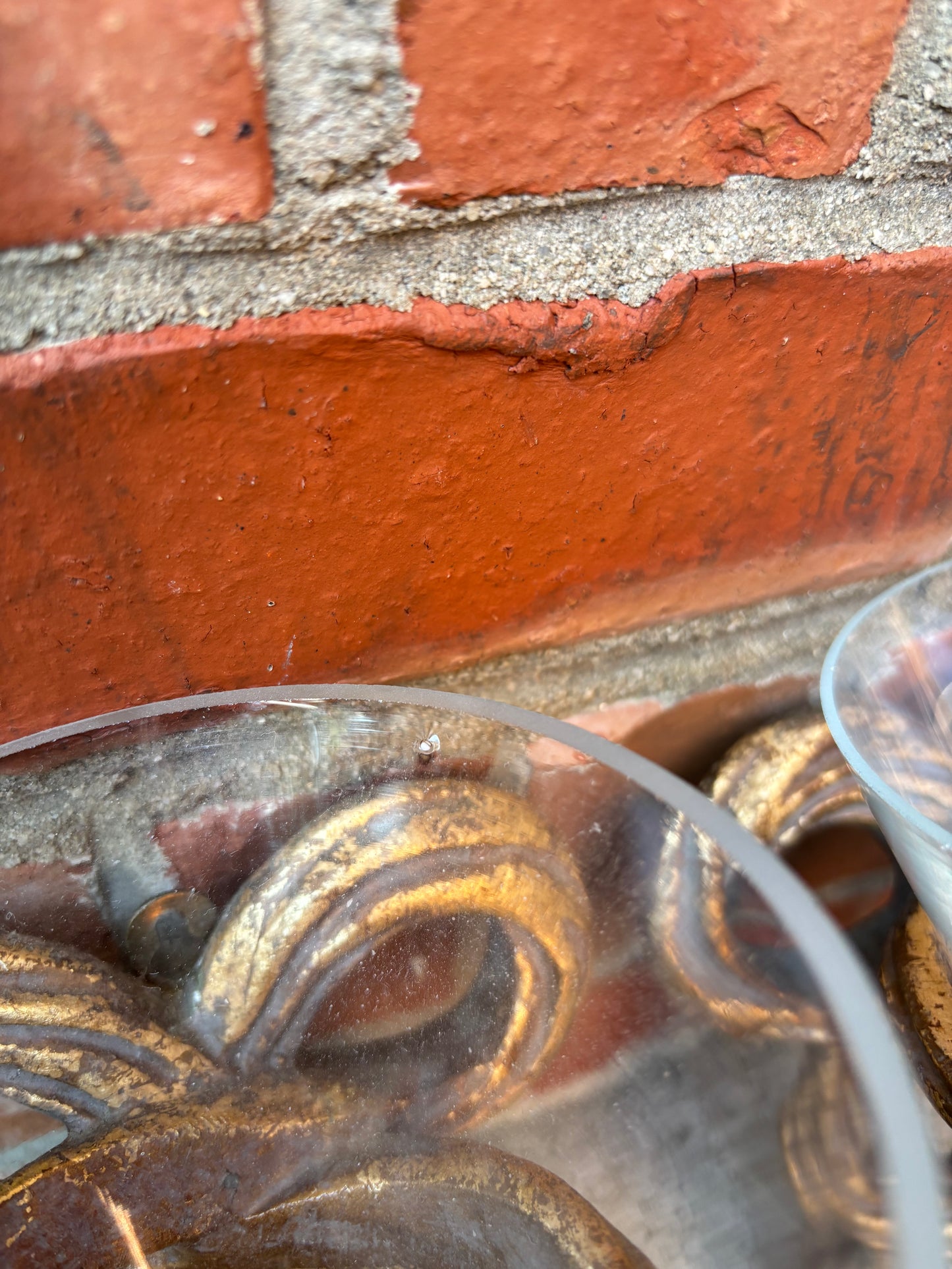 Beautiful resin bow holders pair ready to be hung! - As is!