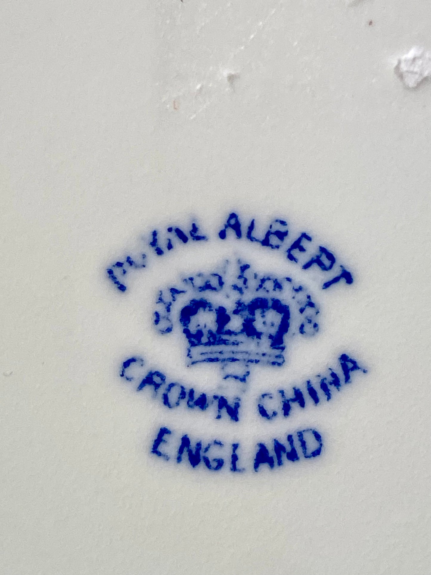 Vintage Royal Albert blue & white Blue willow porcelain plate