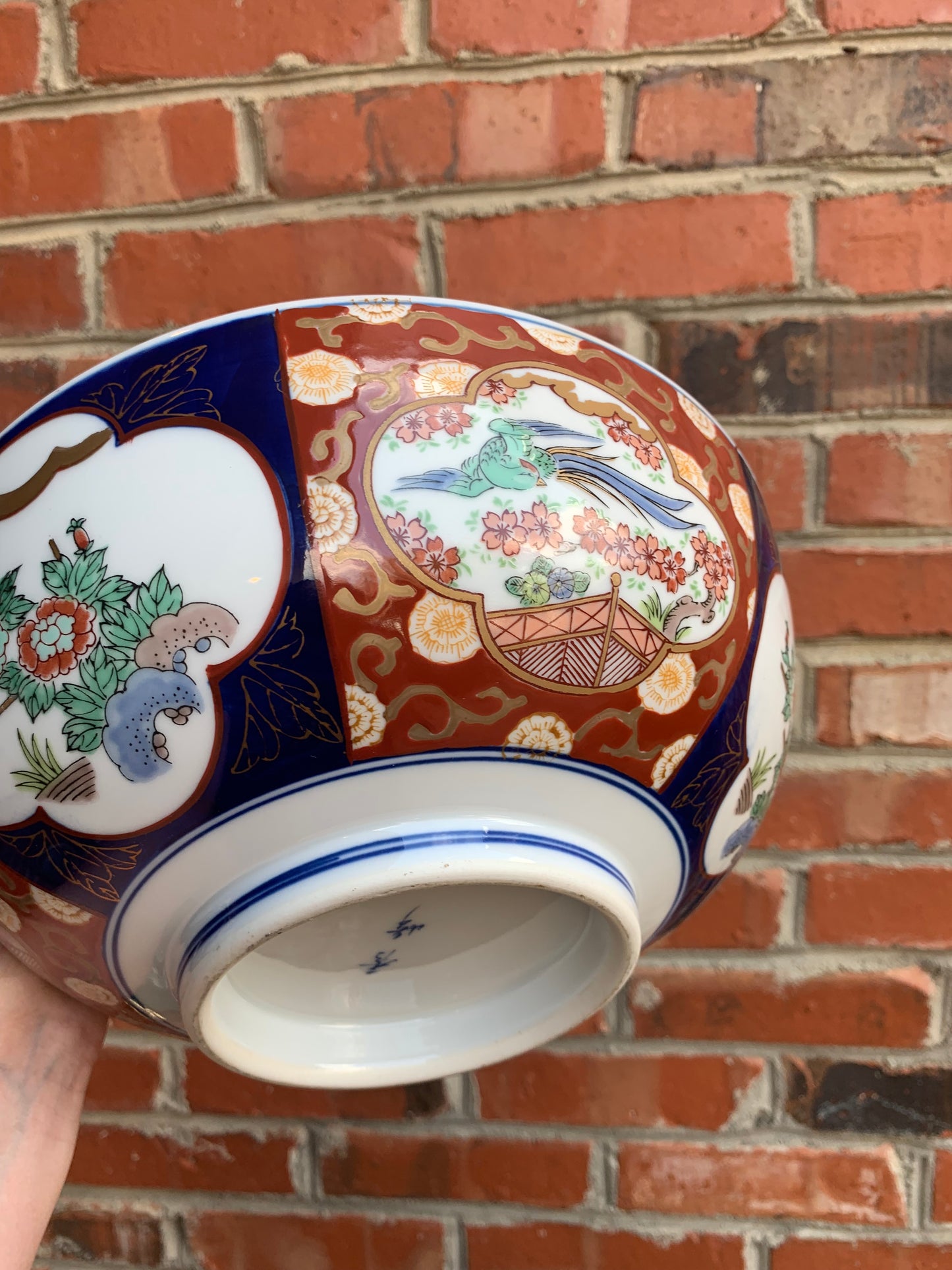 Gorgeous Imari 10” bowl! - Excellent condition!