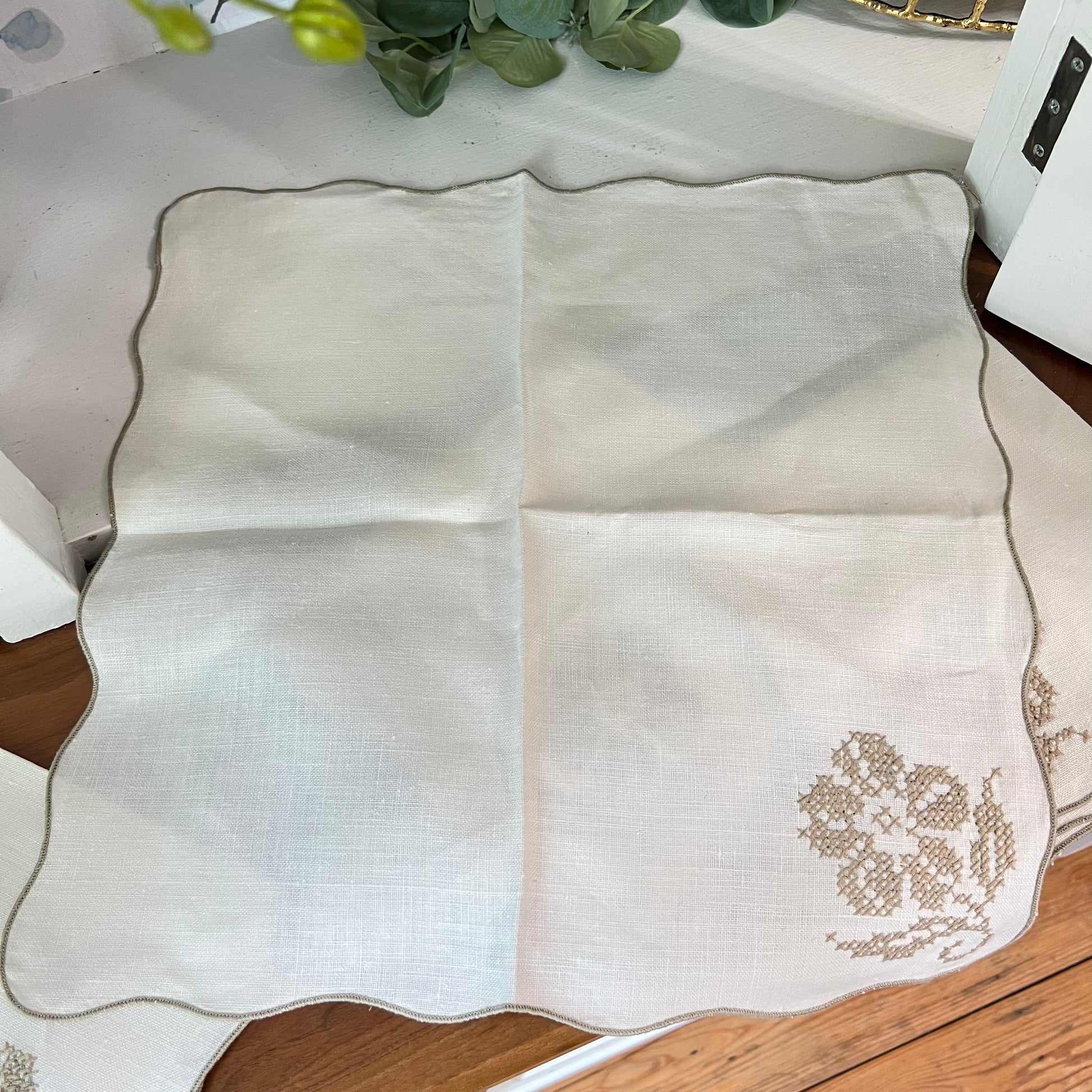 Linen Napkins Set of 4, Ivory