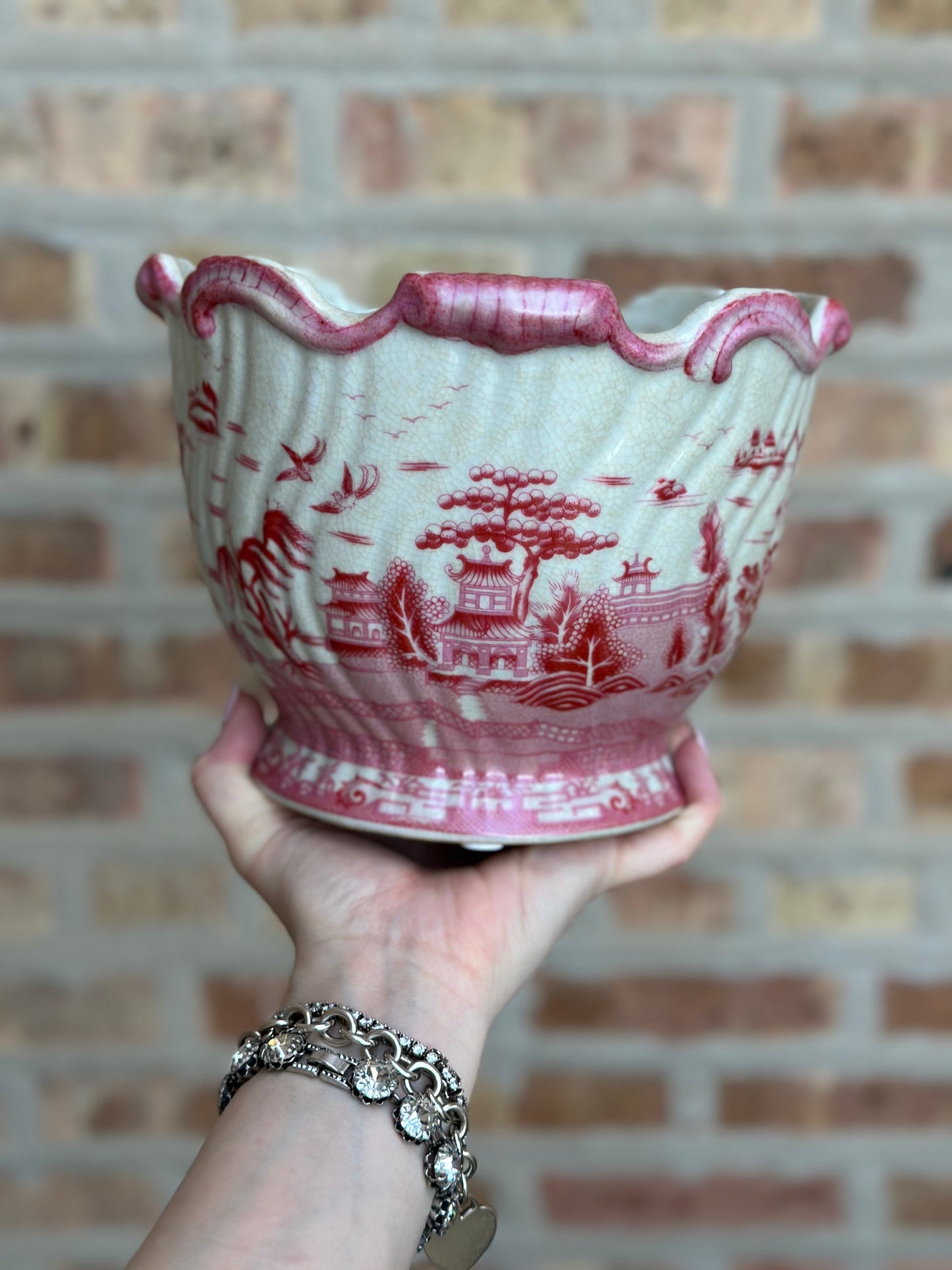 Hand painted Pink & White Pagoda Porcelain Willow Footed Cachepot 6" Tall