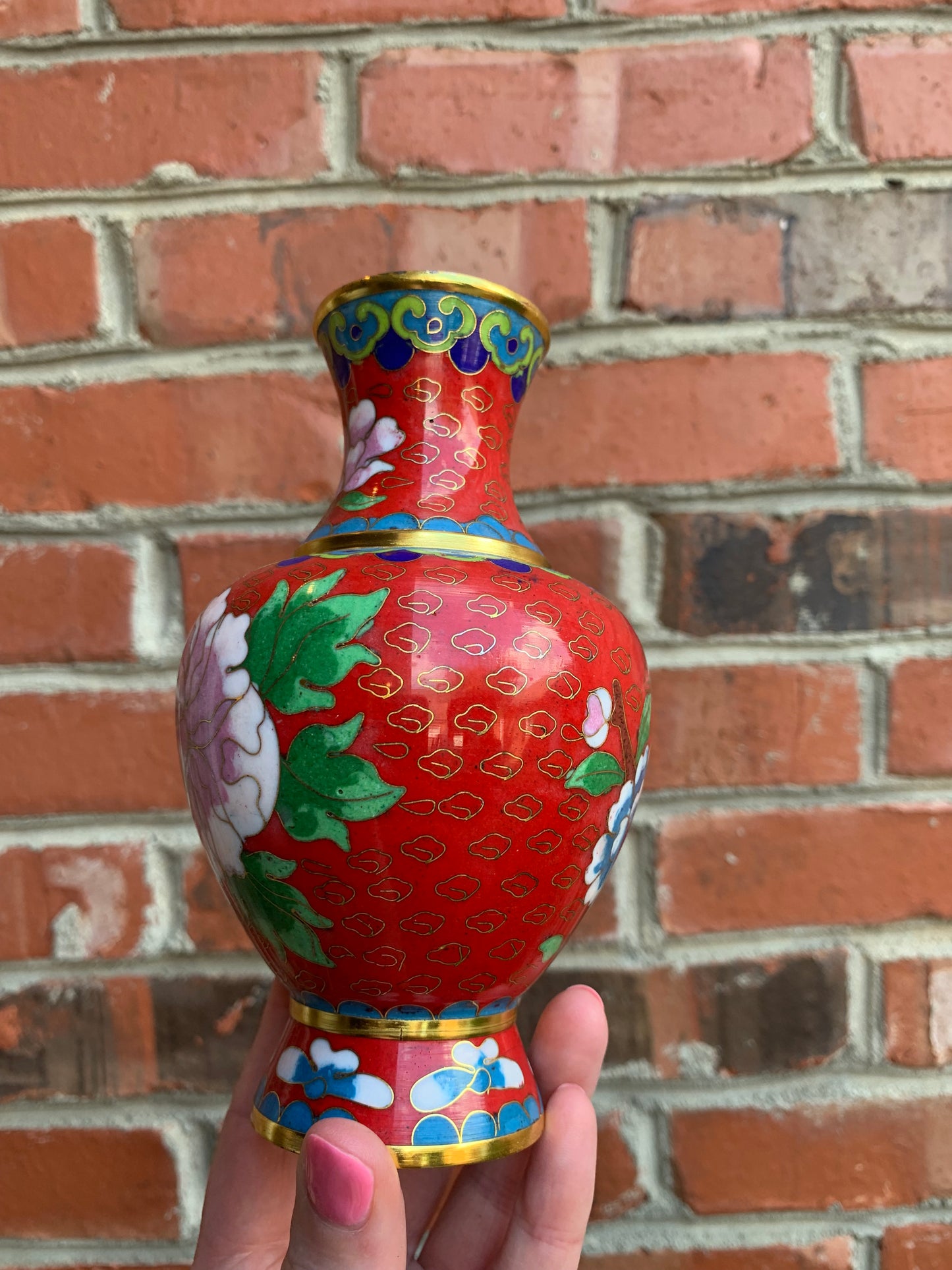 Cloisonné vase with Beautiful florals and a large pink flower! - Excellent condition!