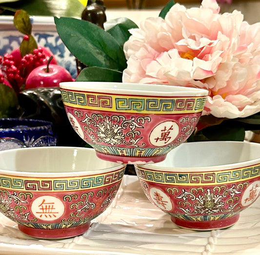 Set of 3 gorgeous vintage chinoiserie chinoiserie rose canton soup bowls or trinket dish
