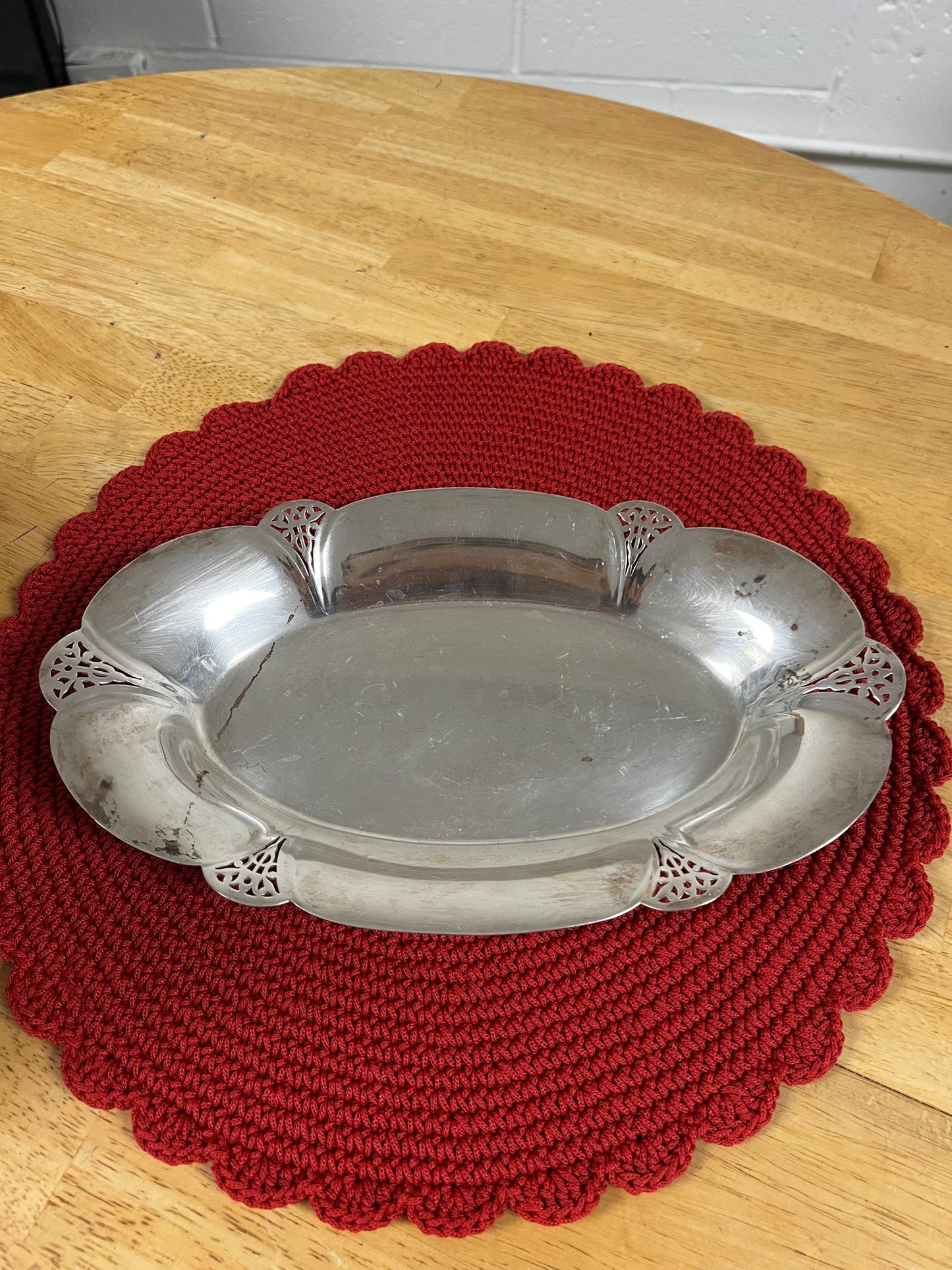 Live 11/21 Wm Rogers Silver plate tray