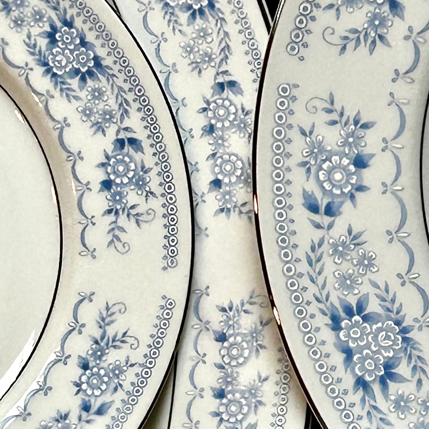 Set of 6 Vintage blue and white porcelain salad dessert plates