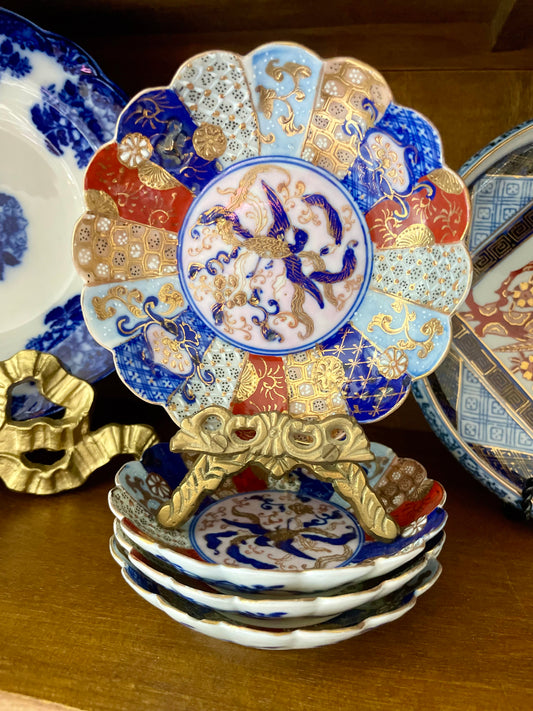 RL Live Sale for Kellye - Pair of Antique Imari Scalloped Edge Bowls