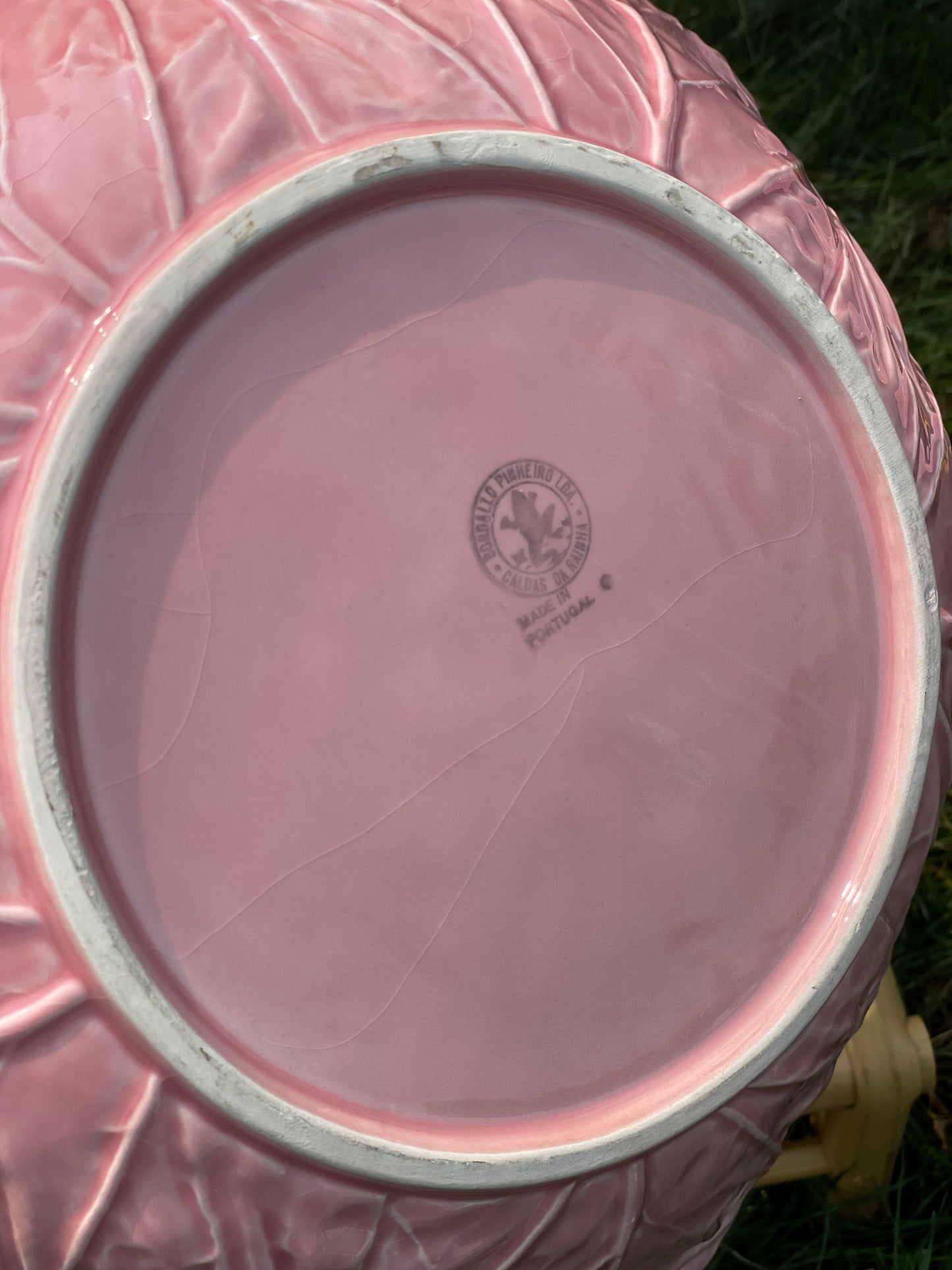 Vintage Hard to Find Bordallo Pinhiero XL Pink Cabbage 11.5” Serving Bowl