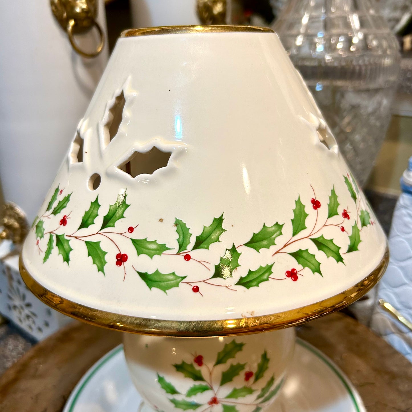 Vintage designer Lenox holiday mistletoe candle lamp.