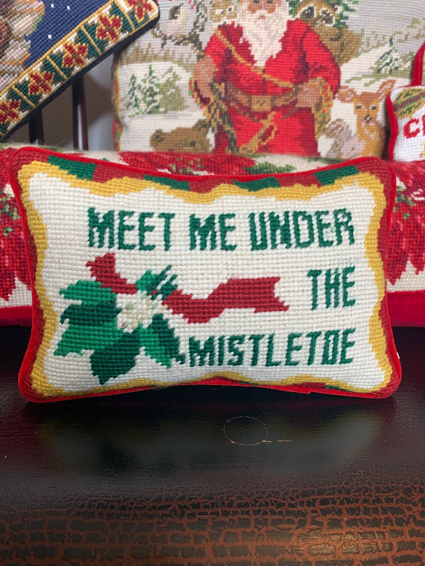 Needlepoint Pillow "Meet me under the Mistletoe"