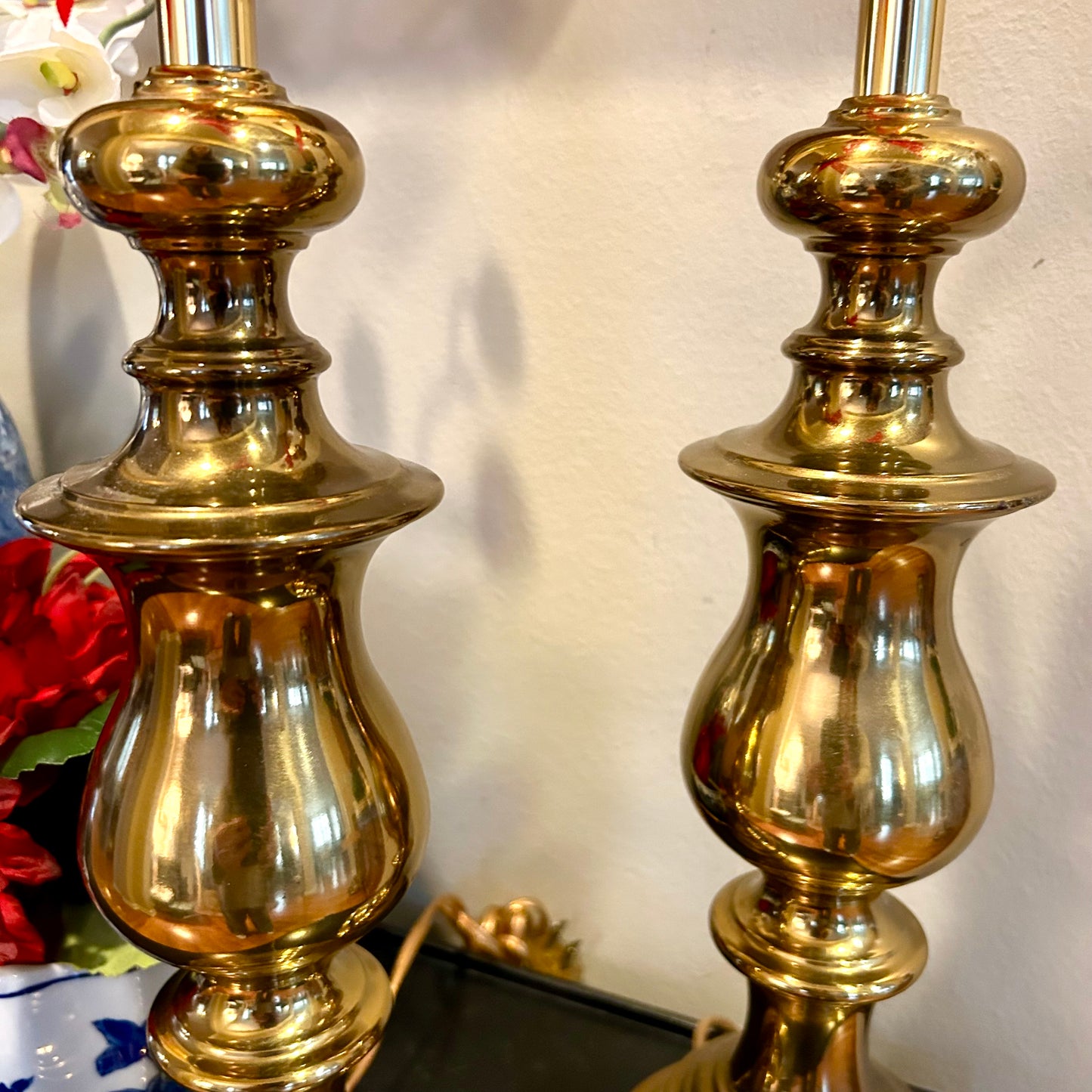 Gorgeous pair of vintage brass pillar lamps.