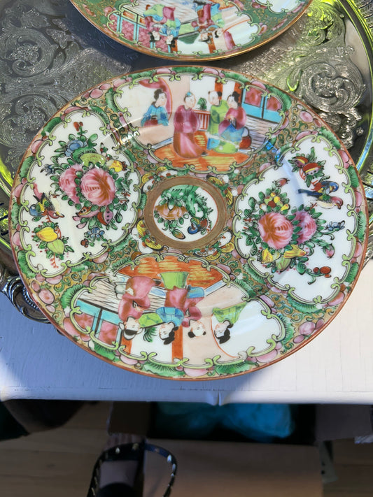 Antique Rose Medallion Plate 8 1/2”