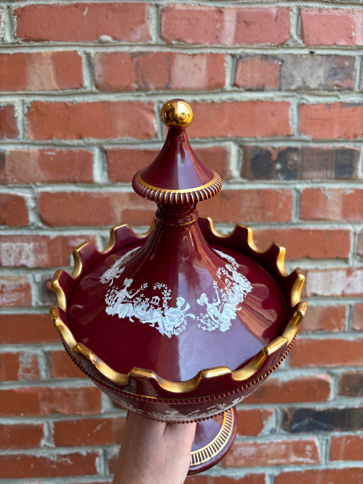 Stunning Florentine pedestal dish with a deep ruby coloring and gold accents! - As is!