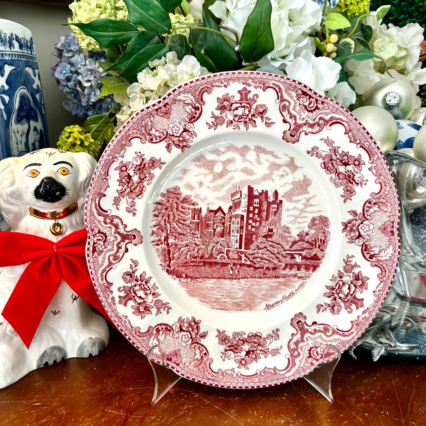 Pink Willow  "Old British Castle"  "Made in England"  by Johnson Bros. Dinner plate