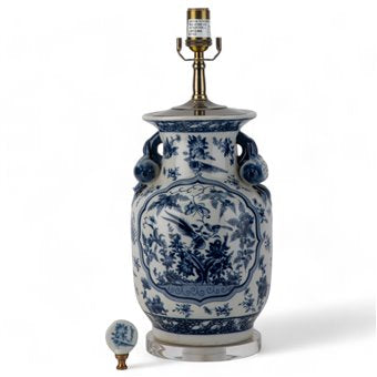 Stunning! 17Lx17Wx 28H Blue & White B/W Birds & Floral lamp, Acrylic Base, Shade is included