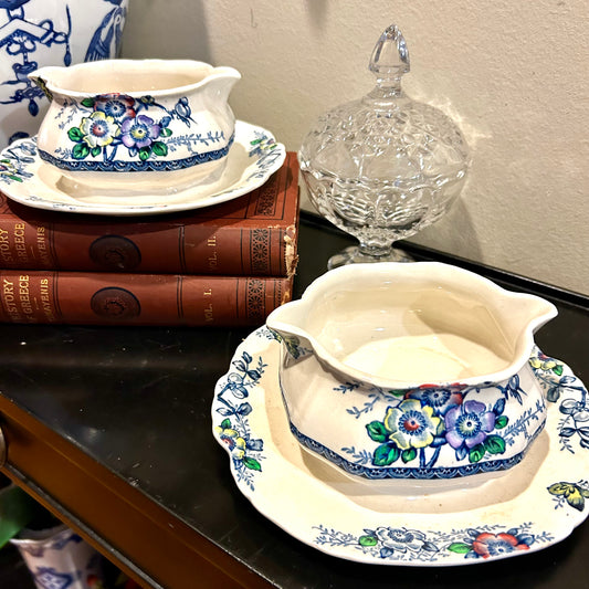 Antique blue & white floral chinoiserie gravy boat by Alfred Meakin Staffordshire England