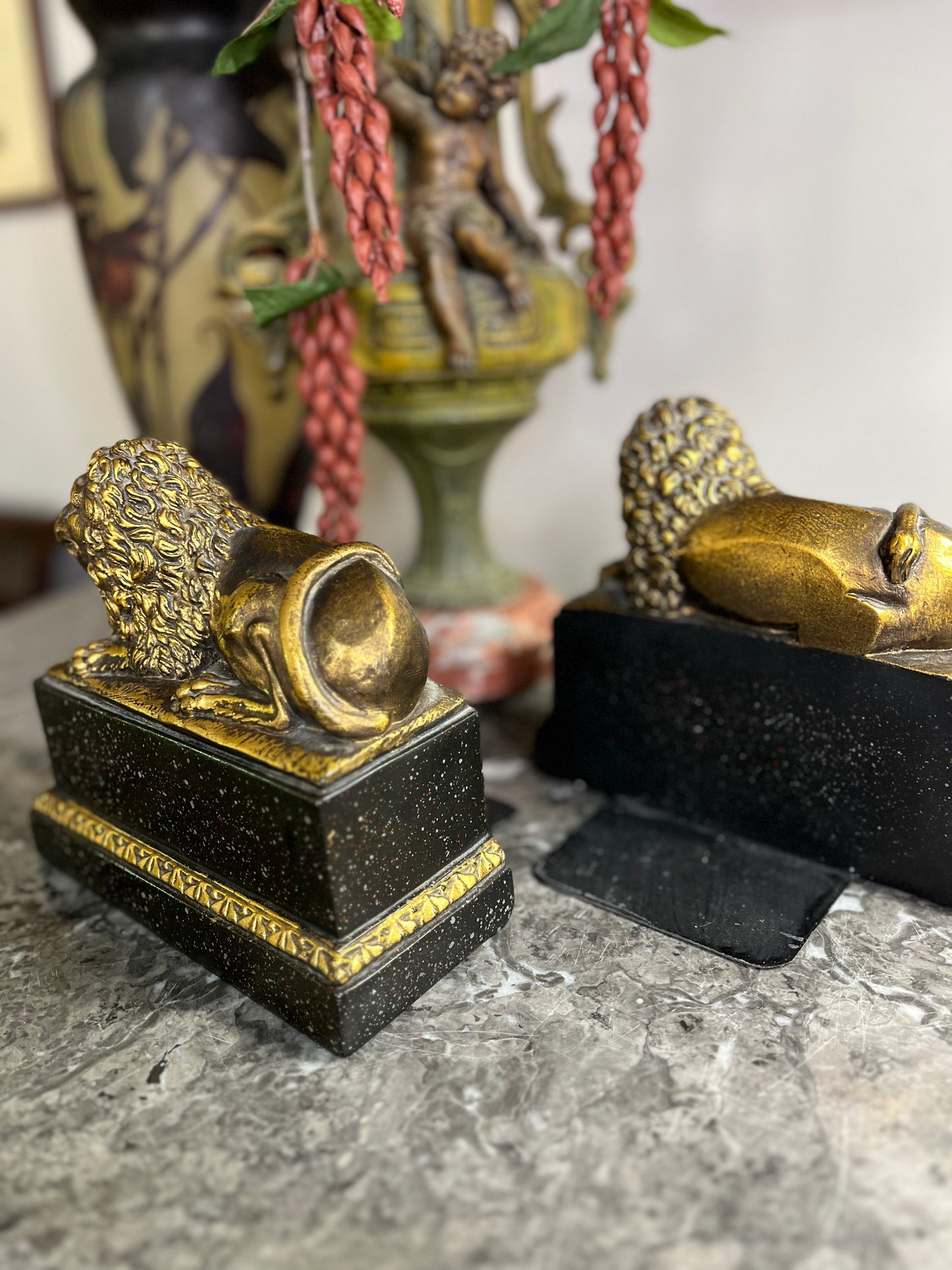 Regal Pair Of Vintage Italian Borghese Gilded Lion Bookends