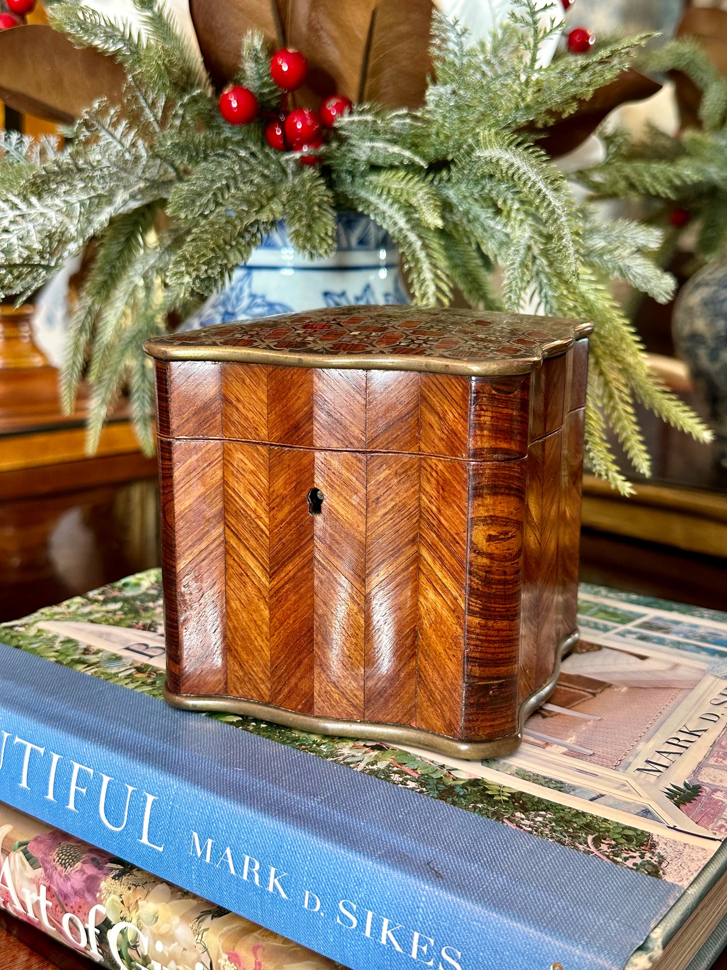 Rare 19thc Walnut Tea Caddy w Inlaid Mother of Pearl