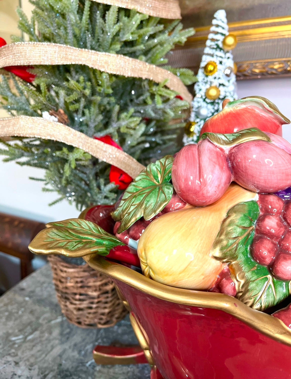 Gorgeous Vintage Fitz And Floyd Renaissance Christmas Sleigh Tureen With Ladle