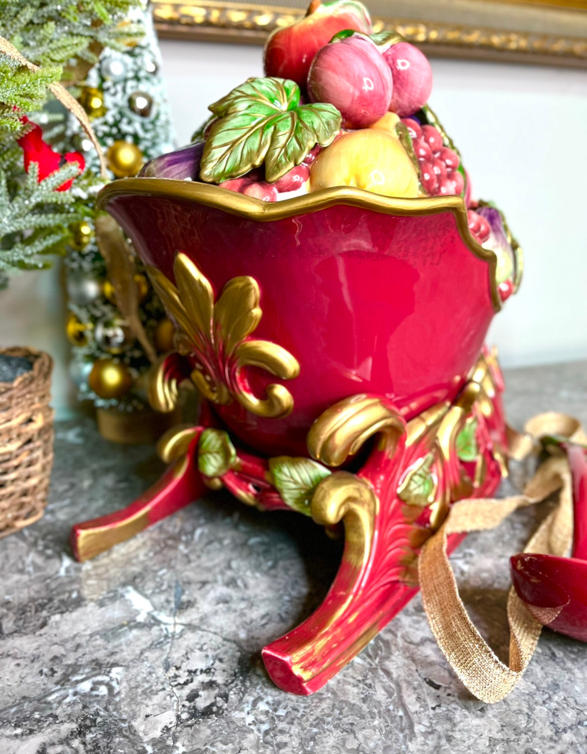 Gorgeous Vintage Fitz And Floyd Renaissance Christmas Sleigh Tureen With Ladle