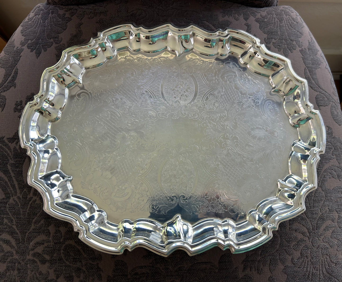 Vintage pie crust Border Silverplate Tray 14 1/2 by 11”