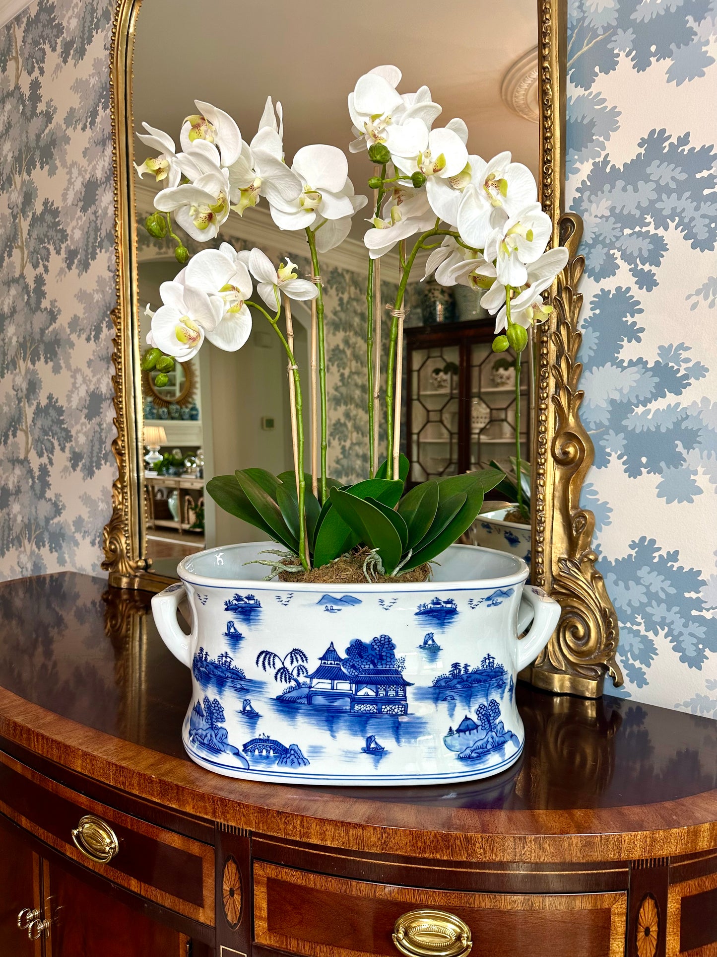 Gorgeous Chinese Blue & White Footbath Basin Planter Chinoiserie