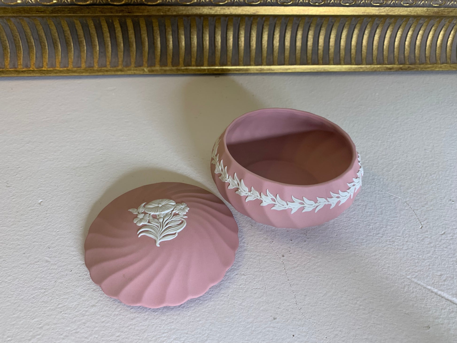 RARE- Pink Vintage Wedgwood Jasperware Coffee Pot, No flaws, 3 Tall - –  Lillian Grey