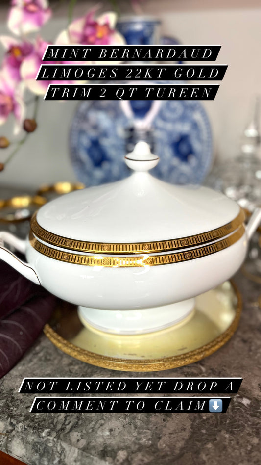 Stunning Bernardaud Limoges 22Kt Gold Trimmed 2 Quart French Porcelain Tureen