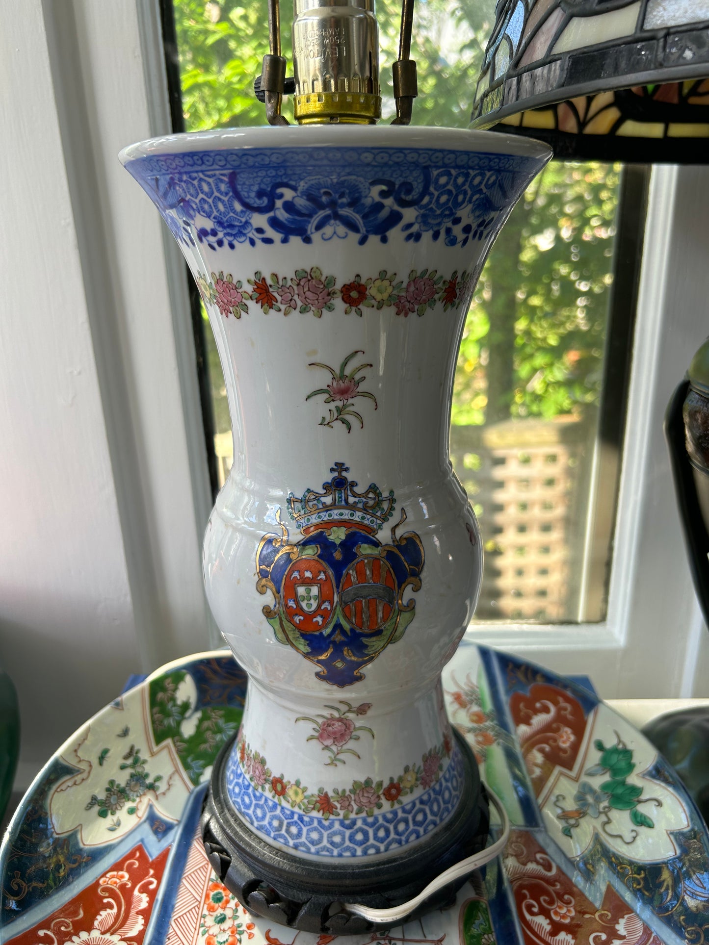 RM 11/1 Chinoiserie Lamp with Armorial Hand Painted Design 14” tall