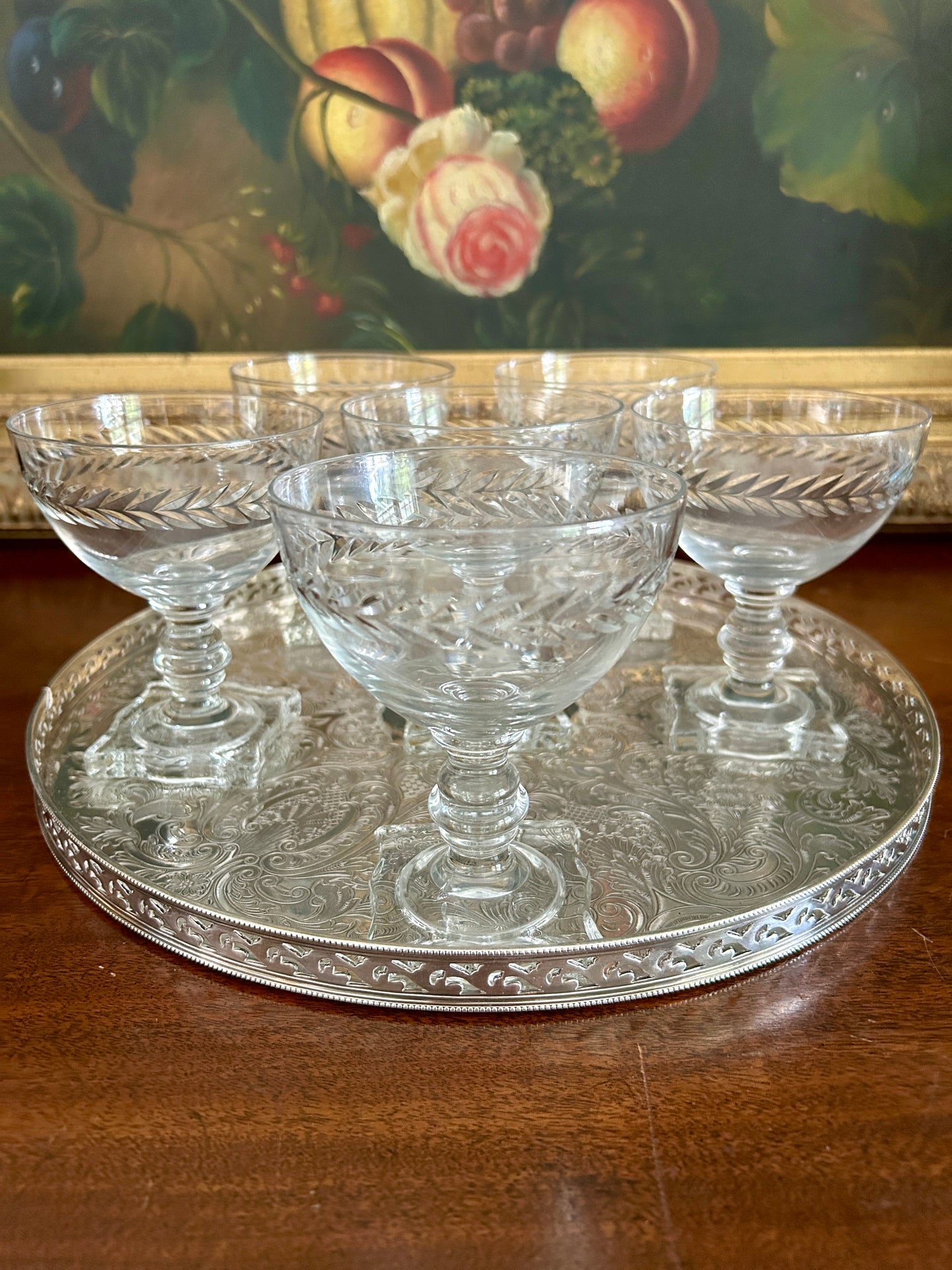 Set Vintage Cut Leaf Champagne Coupes